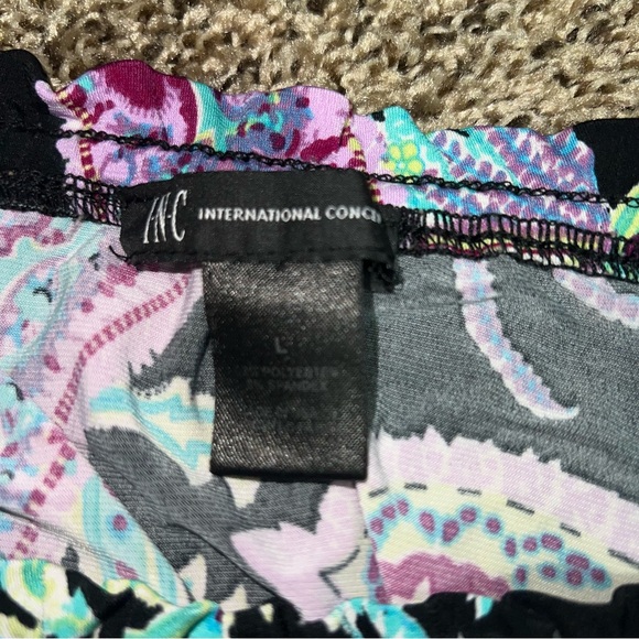 Paisley pattern top - Picture 3 of 6